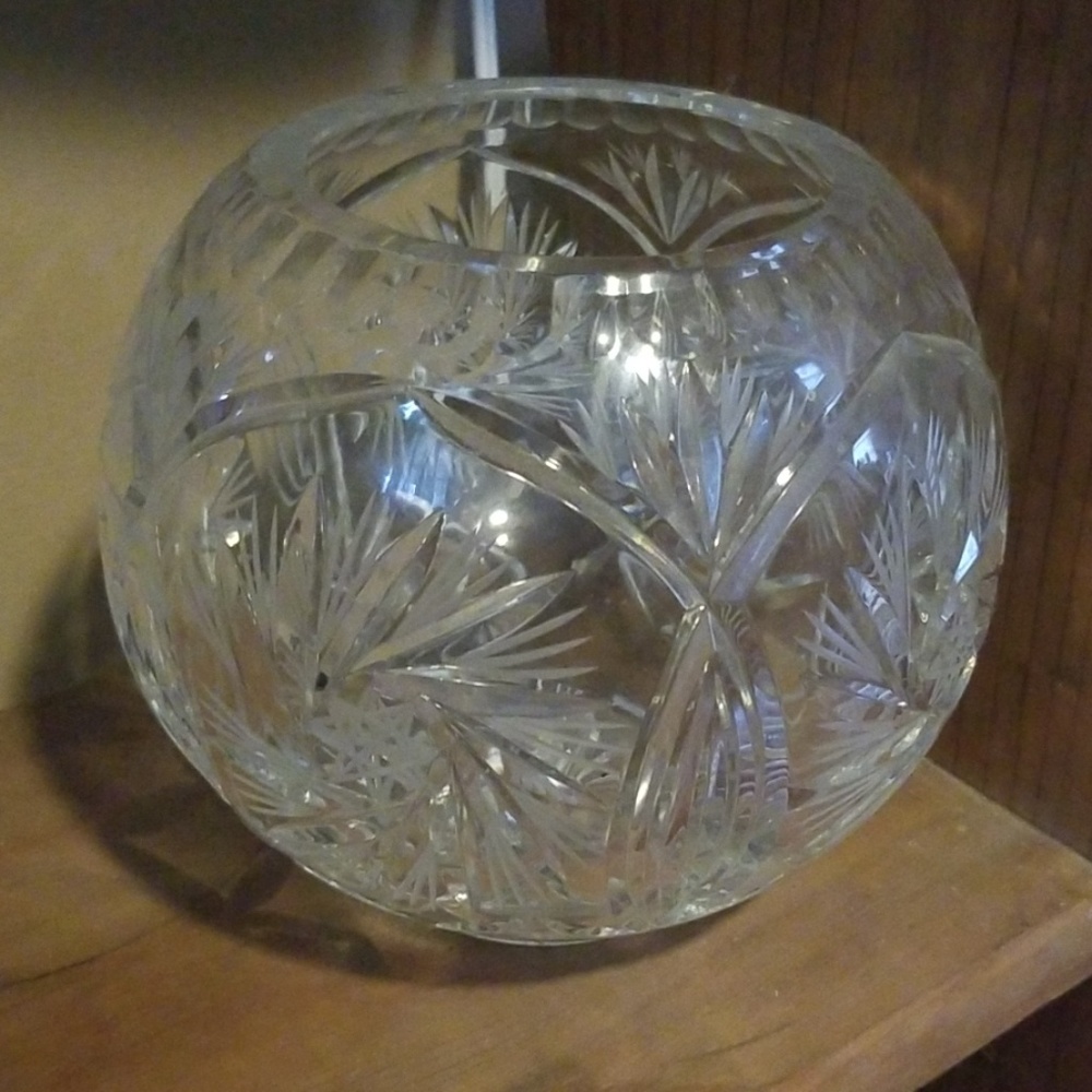 Crystal bowl